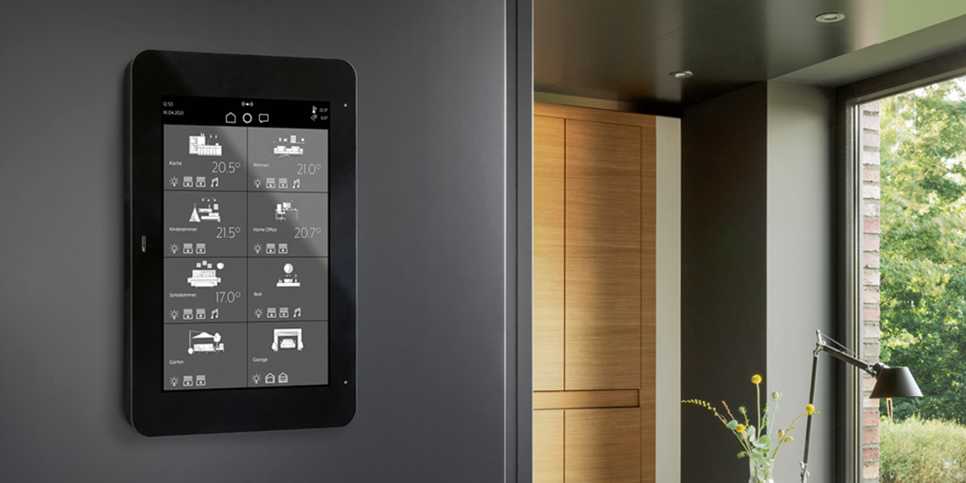 JUNG Smart Panel 8 bei Castro Elektrotechnik in Bremen