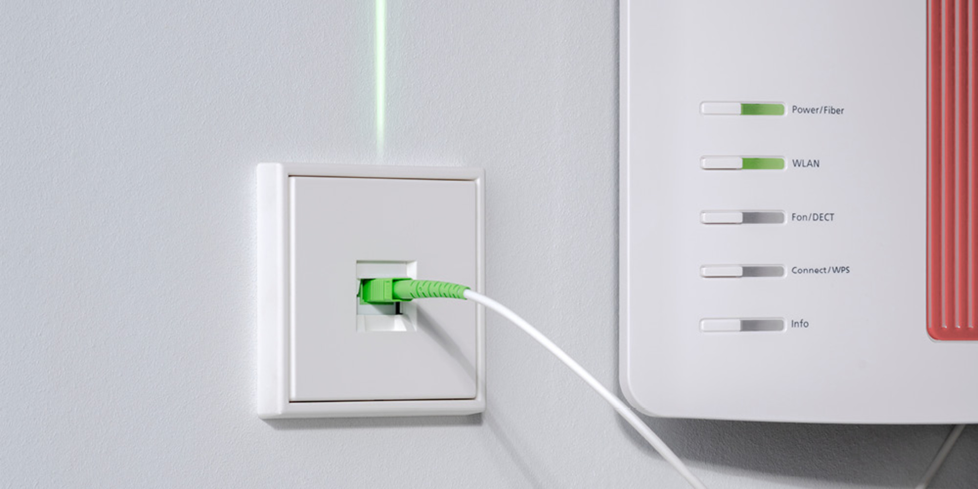 Die neuen Glasfaser-Anschlussdosen bei Castro Elektrotechnik in Bremen